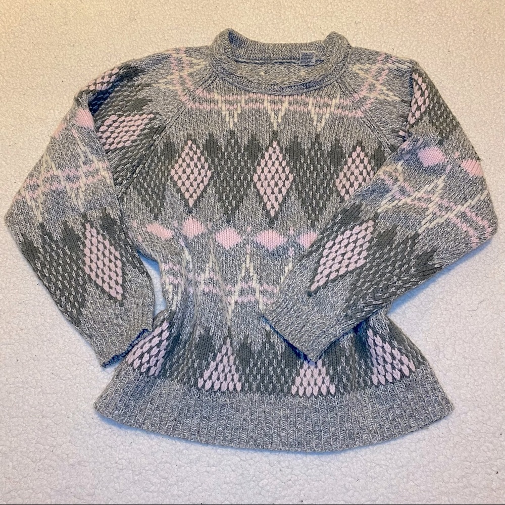 Vintage Knit Grey and Pink Geometric Print Sweater
